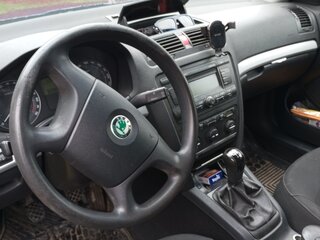 2006 Skoda Octavia II (A5), синий, 300000 рублей, вид 3
