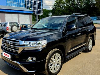 2018 Toyota Land Cruiser 200 Series Рестайлинг 2, чёрный, 7600000 рублей, вид 1