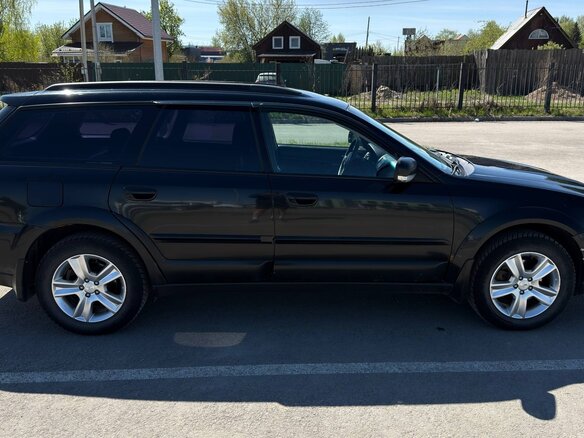 2004 Subaru Outback III, чёрный, 720000 рублей - вид 1