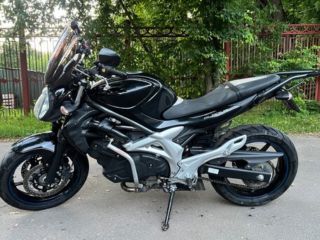 2009 Suzuki SFV 400 Gladius, чёрный, 345000 рублей, вид 2