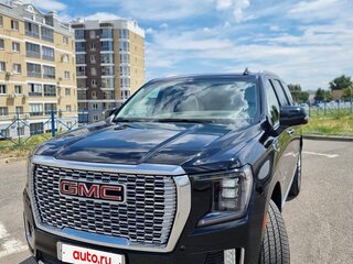 2023 GMC Yukon V, чёрный, 10000000 рублей, вид 2
