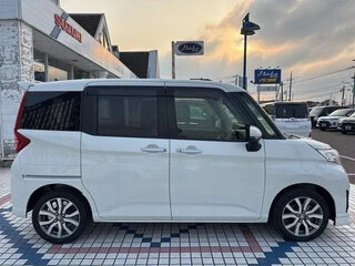 2023 Toyota Roomy I Рестайлинг, белый, 810001 рублей, вид 2