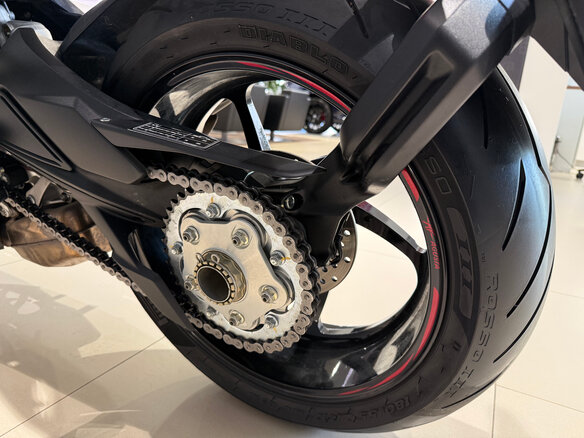 2021 MV Agusta Brutale 800, серебристый, 1450000 рублей - вид 13