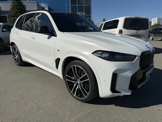 2024 BMW X5 50e IV (G05/G18) Рестайлинг, белый, 12250000 рублей, вид 3