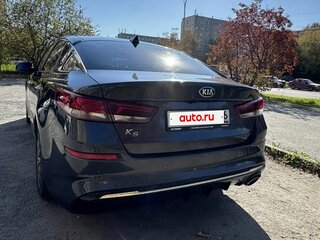 2018 Kia K5 II, серый, 1950000 рублей, вид 4
