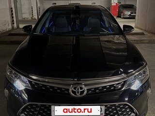 2017 Toyota Camry VII (XV50) Рестайлинг 2, чёрный, 2590000 рублей, вид 4