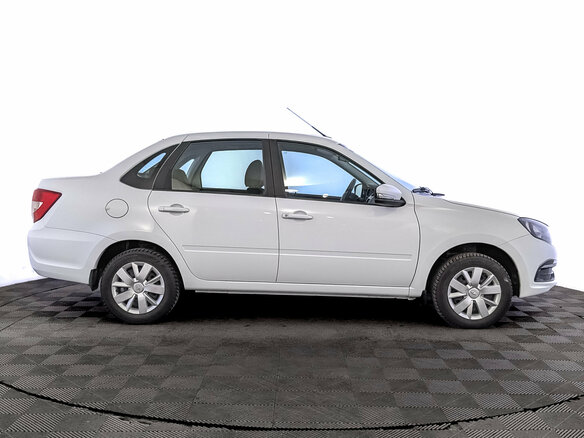 2022 Lada (ВАЗ) Granta I Рестайлинг, белый, 570000 рублей - вид 3