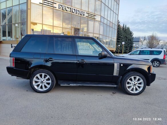 2006 Land Rover Range Rover Supercharged III Рестайлинг, чёрный, 1850000 рублей - вид 2