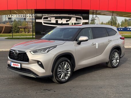 2026 Toyota Highlander IV (XU70), серебристый, 6300000 рублей, вид 1