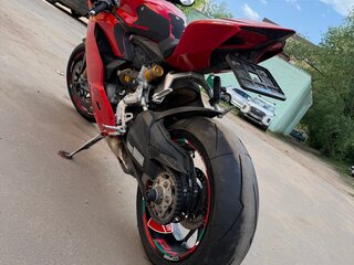 2014 Ducati Panigale S, красный, 900000 рублей, вид 4
