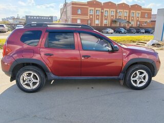 2012 Renault Duster I, пурпурный, 750000 рублей, вид 3