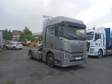 2023 FAW JH6, серый, 3770000 рублей, вид 2