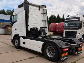 2025 Volvo FH, белый, 23000000 рублей, вид 5