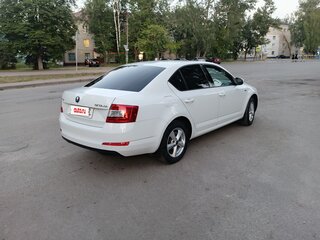 2016 Skoda Octavia III (A7), белый, 1450000 рублей, вид 2