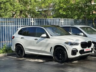 2021 BMW X5 40i IV (G05/G18), белый, 6100000 рублей, вид 4