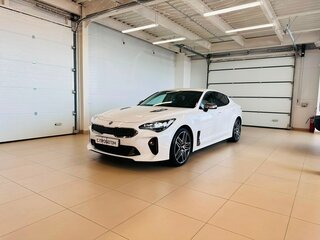 2017 Kia Stinger I, белый, 2929000 рублей, вид 2