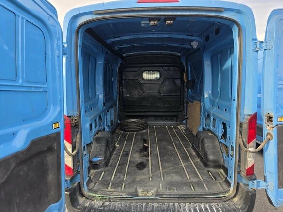 2021 Ford Transit, синий, 2835000 рублей - вид 11