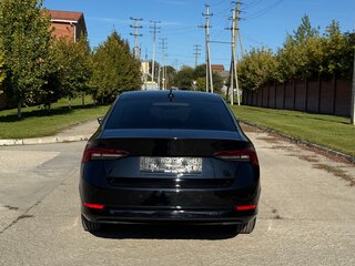 2021 Skoda Octavia IV (A8), чёрный, 2300000 рублей, вид 5