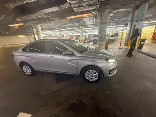 2025 Lada (ВАЗ) Vesta I Рестайлинг (NG), серый, 1280000 рублей, вид 3