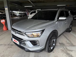 2020 SsangYong Korando IV, серебристый, 2200000 рублей, вид 1