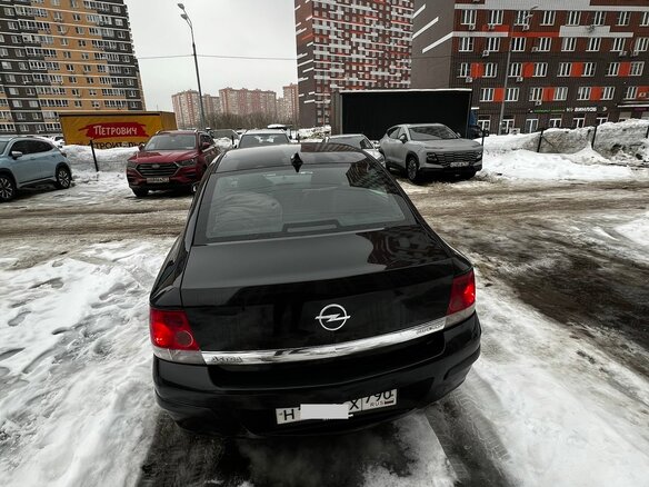 2008 Opel Astra H Рестайлинг, чёрный, 400000 рублей - вид 2