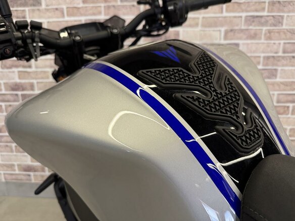 2023 Yamaha MT-09 (FZ-09), чёрный, 1182000 рублей - вид 9