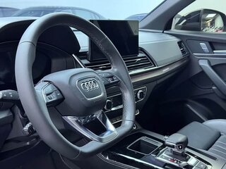 2023 Audi Q5 L 40 TFSI II (FY) Рестайлинг, чёрный, 3726585 рублей, вид 5