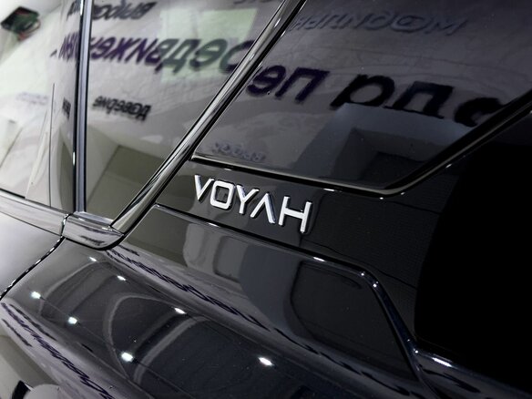 2026 Voyah Free I Рестайлинг, чёрный - вид 13