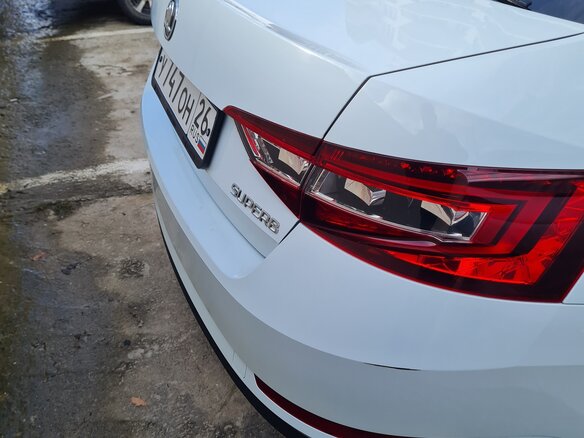 2018 Skoda Superb III, белый, 2000000 рублей - вид 8