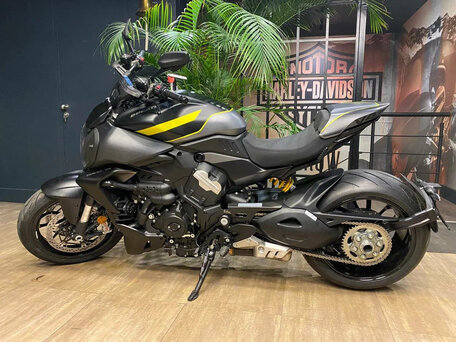 2025 Ducati Diavel V4, чёрный, 3600000 рублей, вид 2