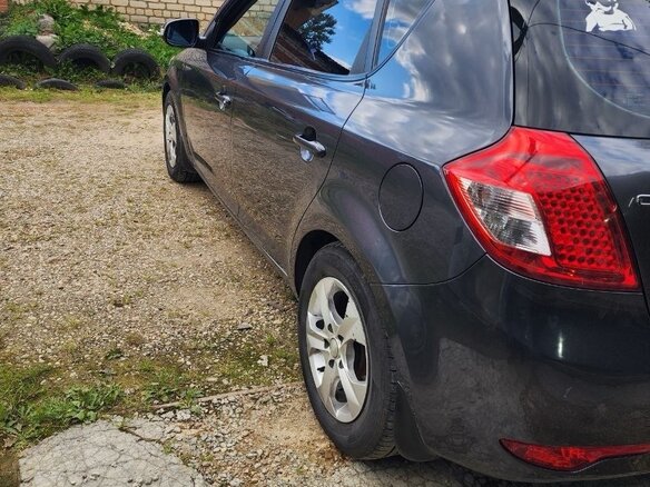2010 Kia Ceed I Рестайлинг, серый, 700000 рублей - вид 4