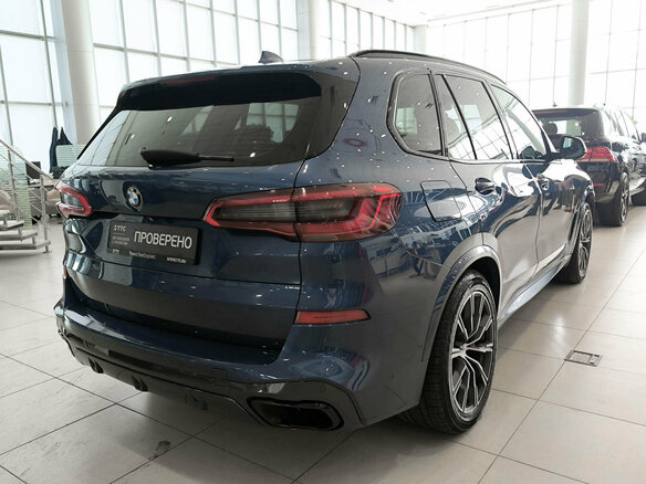 2019 BMW X5 30d IV (G05/G18), синий, 5300000 рублей - вид 4