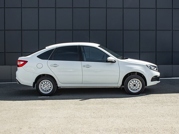 2026 Lada (ВАЗ) Granta I Рестайлинг, белый - вид 10