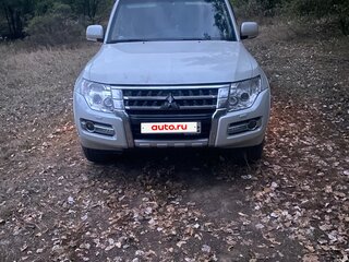 2014 Mitsubishi Pajero IV Рестайлинг 2, белый, 1950000 рублей, вид 2