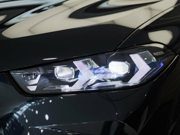 2026 BMW X5 40i IV (G05/G18) Рестайлинг, чёрный, 14555000 рублей - вид 4