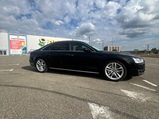 2016 Audi A8 Long III (D4) Рестайлинг, чёрный, 2300000 рублей, вид 4