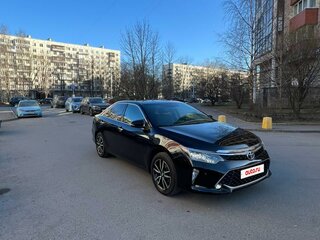 2017 Toyota Camry VII (XV50) Рестайлинг 2, чёрный, 1790000 рублей, вид 1