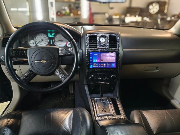2004 Chrysler 300C I, чёрный, 2500000 рублей - вид 19