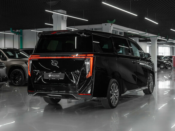 2026 GAC Trumpchi M8 Master Edition II, чёрный - вид 4