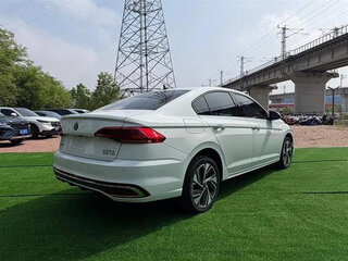 2023 Volkswagen Bora IV (China Market) Рестайлинг, белый, 1200000 рублей, вид 3
