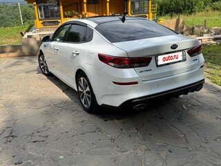 2018 Kia Optima IV, белый, 1650000 рублей, вид 3