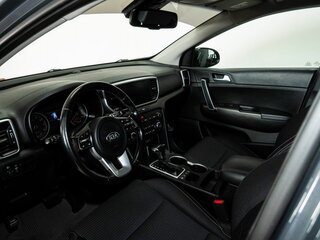 2020 Kia Sportage IV Рестайлинг, серый, 2248000 рублей, вид 5
