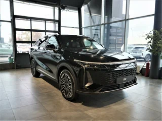 2025 Exeed RX, чёрный, 4400000 рублей, вид 3