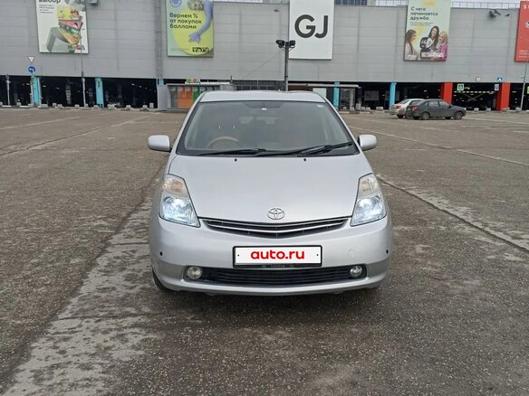 2008 Toyota Prius II Рестайлинг (XW20), серебристый, 650000 рублей
