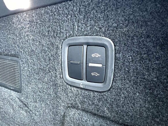2021 Porsche Cayenne III, серый, 7750000 рублей - вид 7