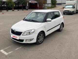 2011 Skoda Fabia II Рестайлинг, белый, 620000 рублей, вид 3