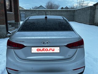 2018 Hyundai Solaris II, серебристый, 1250000 рублей, вид 5