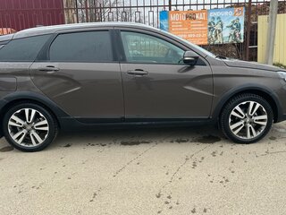 2019 Lada (ВАЗ) Vesta SW Cross I, коричневый, 1090000 рублей, вид 5