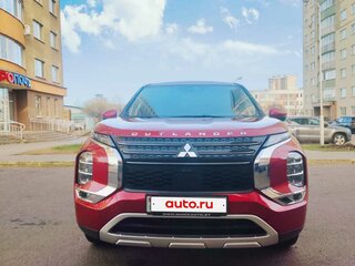 2022 Mitsubishi Outlander IV, пурпурный, 2300000 рублей, вид 1