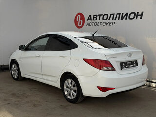 2016 Hyundai Solaris I Рестайлинг, белый, 760000 рублей, вид 2